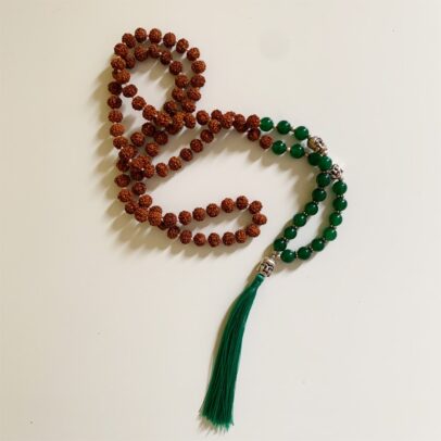 Rudraksha Buddha Mala avec pierres - Agate verte