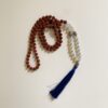 Rudraksha Buddha Mala avec pierres - Pierre de lune blanche